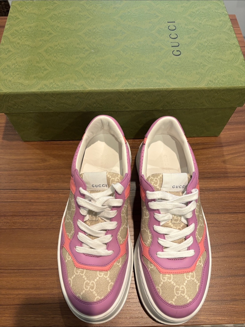 Gucci Pink & Coral GG Canvas Low-Top Sneakers- size 39.5 AUTHENTIC
